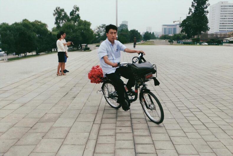 朝鲜观察,朝鲜男人有多爱面子?