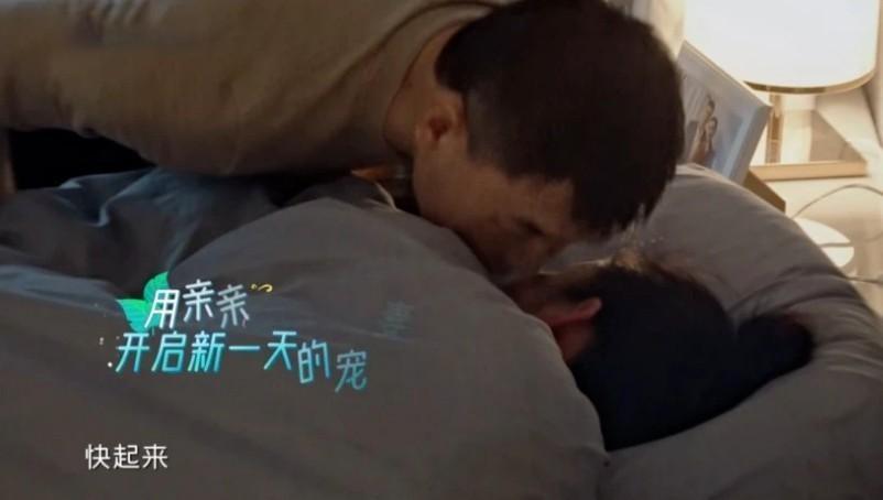 “西北硬汉”王新军，43岁二婚娶秦海璐，8年为爱甘当煮夫
